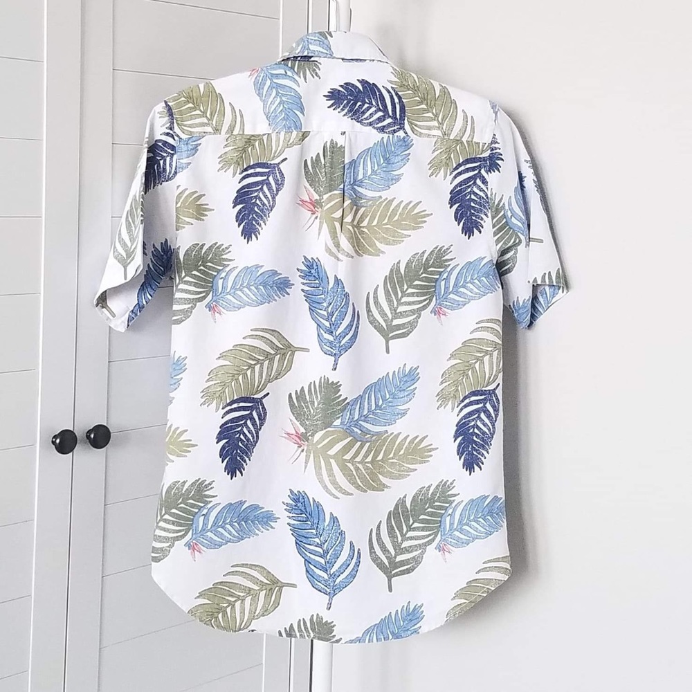 Old Navy Shirt - Picture 2 of 3